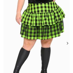 HOT TOPIC Green & Black Buffalo Plaid Layered Skirt Plus Size
